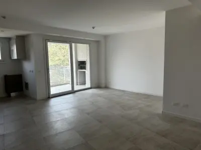 Departamento de 2 dormitorios en alquiler en Barrio Mariscal López, Asunción 2