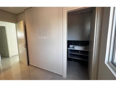 Apartamento de 2 dormitórios à venda em Madame Lynch 4