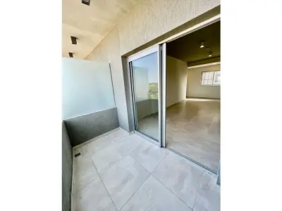 Departamento de 2 dormitorios en venta en Mburicaó 3