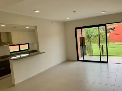 Departamento de 2 dormitorios en venta en Vitanova, Ycuá Satí 4