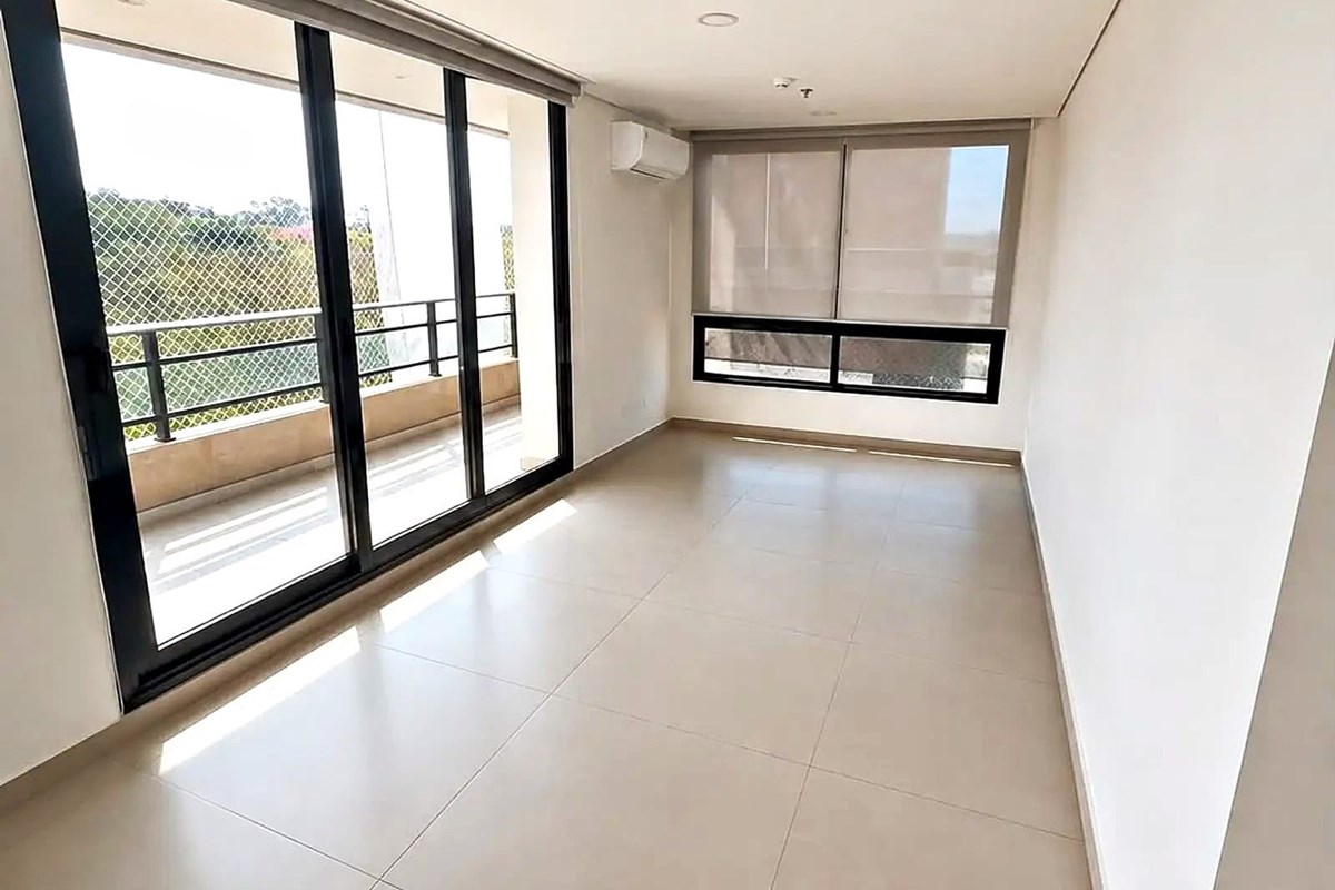 Three-bedroom apartment in the Urban Ykua Sati building, San Jorge