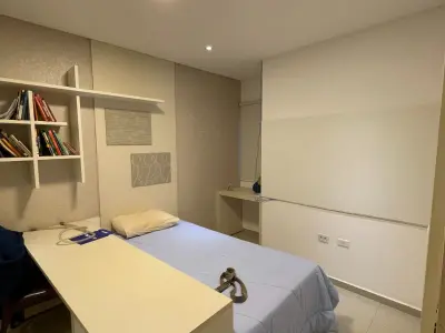 Apartamento de 3 Quartos no Paraná Country Club 4