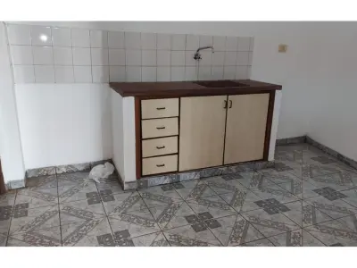 Apartamento de dois quartos para alugar em Encarnación 4