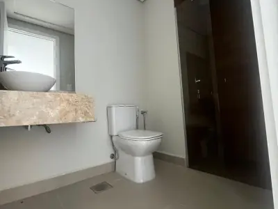 Apartamento de 1 Quarto para Alugar em Campo Grande, Luque 2