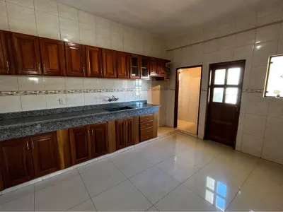 Departamento en alquiler con 3 dormitorios en Encarnación 3