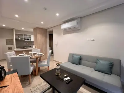 Departamento en alquiler de 1 dormitorio en Luque 4