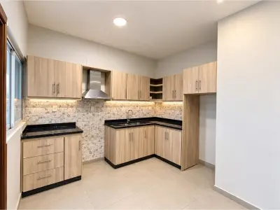 Departamento en alquiler de 2 dormitorios con cochera en Primer Barrio 4