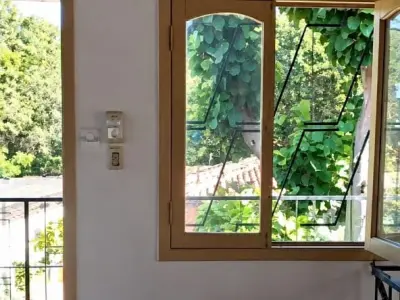 Apartamento de 2 Quartos para Aluguel no Bairro Hipódromo 4