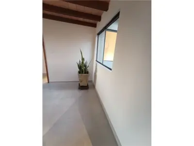 Apartamento para alugar de 2 dormitórios em Fernando de la Mora 3