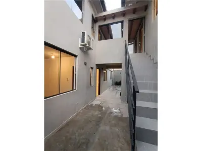 Apartamento para alugar de 2 dormitórios em Fernando de la Mora 4