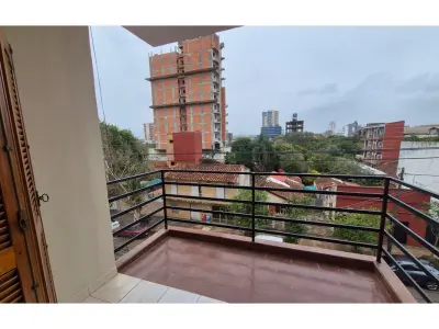 Departamento en alquiler en Centro de Encarnación 3