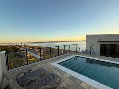Apartamento para alugar no Ed. Paraná Playa Costanera, Encarnación 2