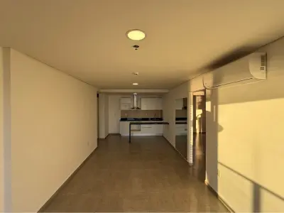Apartamento para alugar no Ed. Paraná Playa Costanera, Encarnación 3