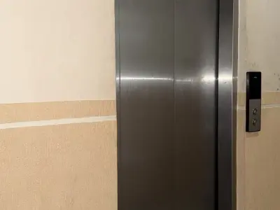 Departamento en alquiler en Loma Pytã, 3 dormitorios 2