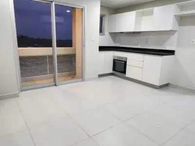 Departamento en alquiler en Los Laureles, Asunción 2
