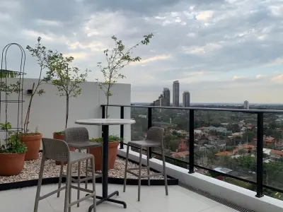 Apartamento para alugar em Mburucuyá, Assunção 4