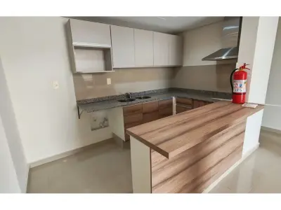 Apartamento para alugar em Ñemby, Parque Pinar 4