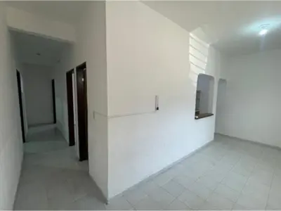 Ground floor apartment for rent in Mariano R. Alonso 2