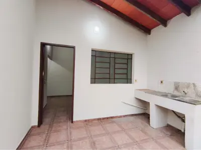 Apartamento para alugar no térreo em Mbokajaty 4