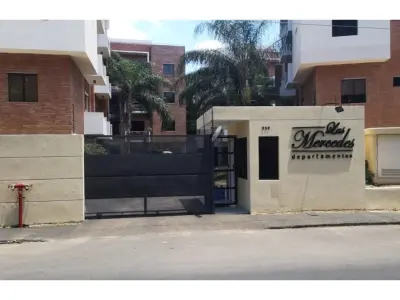 Departamento en venta con 2 dormitorios y cochera en Las Mercedes 4
