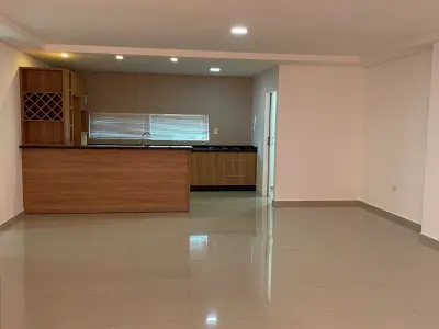 3-Bedroom Apartment for Sale in Paraná Country Club 2