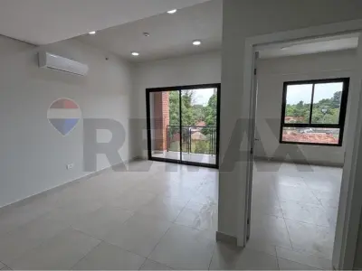 Departamento en venta en Campo Grande, Luque 2