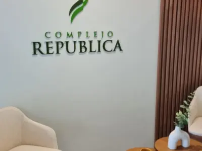 Apartamento à venda no Complejo República, Luque 3
