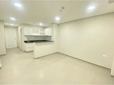 Apartamento à venda em Fernando de la Mora, Zulani I 4