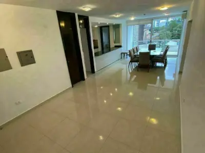 Departamento en venta en Juan E. O'Leary, Ciudad del Este 2