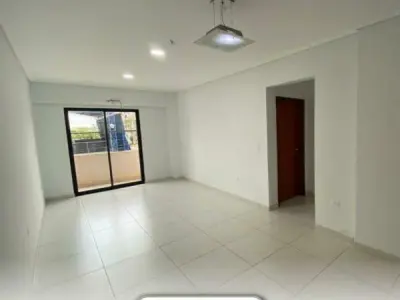 Departamento en venta en km 4, Ciudad del Este 2