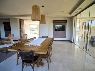 Apartamento à venda no Molas 1321, Mburucuyá 2