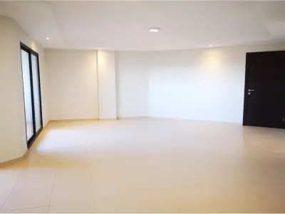 Apartment for sale in Moravia, Laurelty 4