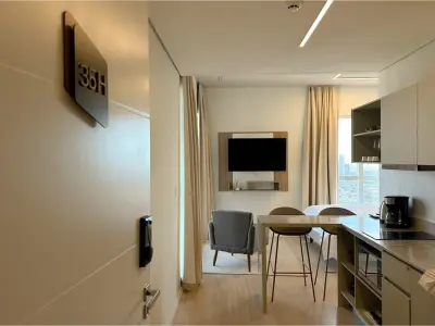 Apartamento à venda no Petra Tower, Las Lomas 4