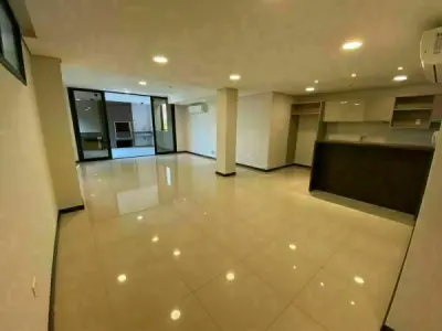 Departamento en venta en Recoleta, Asunción — 3 dormitorios, 150 m² 2