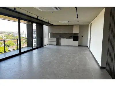 Duplex apartment for sale in Barrio Herrera, Asunción 3
