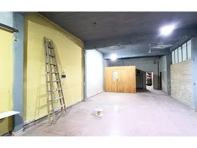 Depósito comercial de 2 plantas en venta en Laurelty, San Lorenzo 4