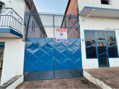 Depósito comercial en alquiler en Encarnación, Itapúa 2