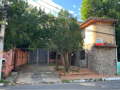 Depósito comercial en venta en Lambaré, Central 2