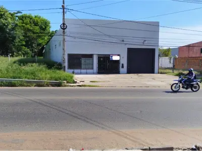 Depósito comercial en venta sobre Avda. Avelino Martínez 2