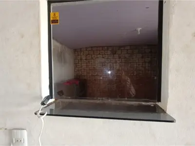 Warehouse with office for rent in Capitán Miranda 3