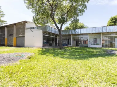 Depósito con oficina en venta en Fernando de la Mora 2
