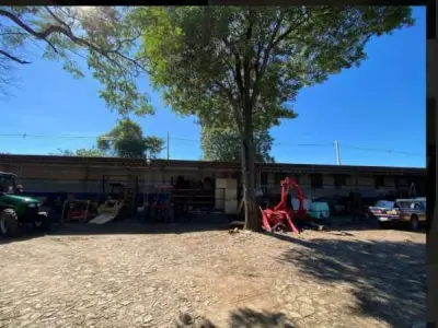 Depósito com escritórios à venda em Mariano Roque Alonso 3