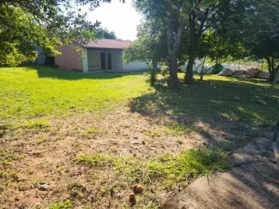 Depósito con tinglado y oficinas en venta en Caacupé 3