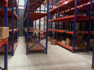 Warehouse for rent of 650 m² in San Vicente 3