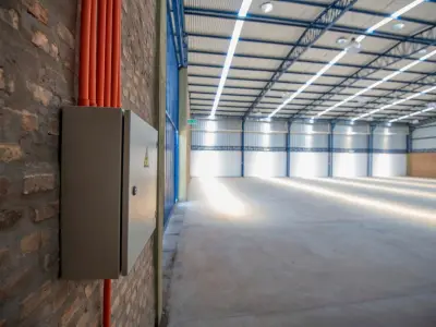 Depósito para alugar no Barrio Miraflores, San Lorenzo — 585 m² cobertos 3