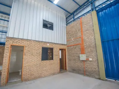 Depósito para alugar no Barrio Miraflores, San Lorenzo — 585 m² cobertos 4