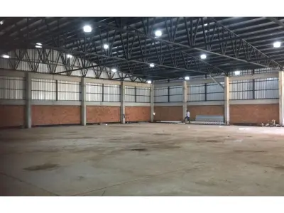 Depósito industrial en venta en San Antonio, Central 4