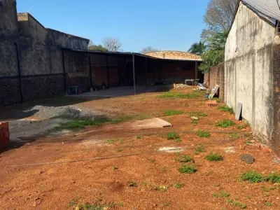 Depósito e terrenos à venda em Ciudad del Este, km 5 Acaray 2
