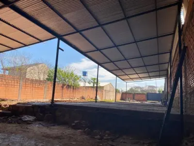Depósito e terrenos à venda em Ciudad del Este, km 5 Acaray 3