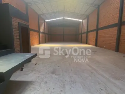 Depósitos con oficinas en venta en Barrio Rosa Mística, Mariano Roque Alonso — 330 m² 4